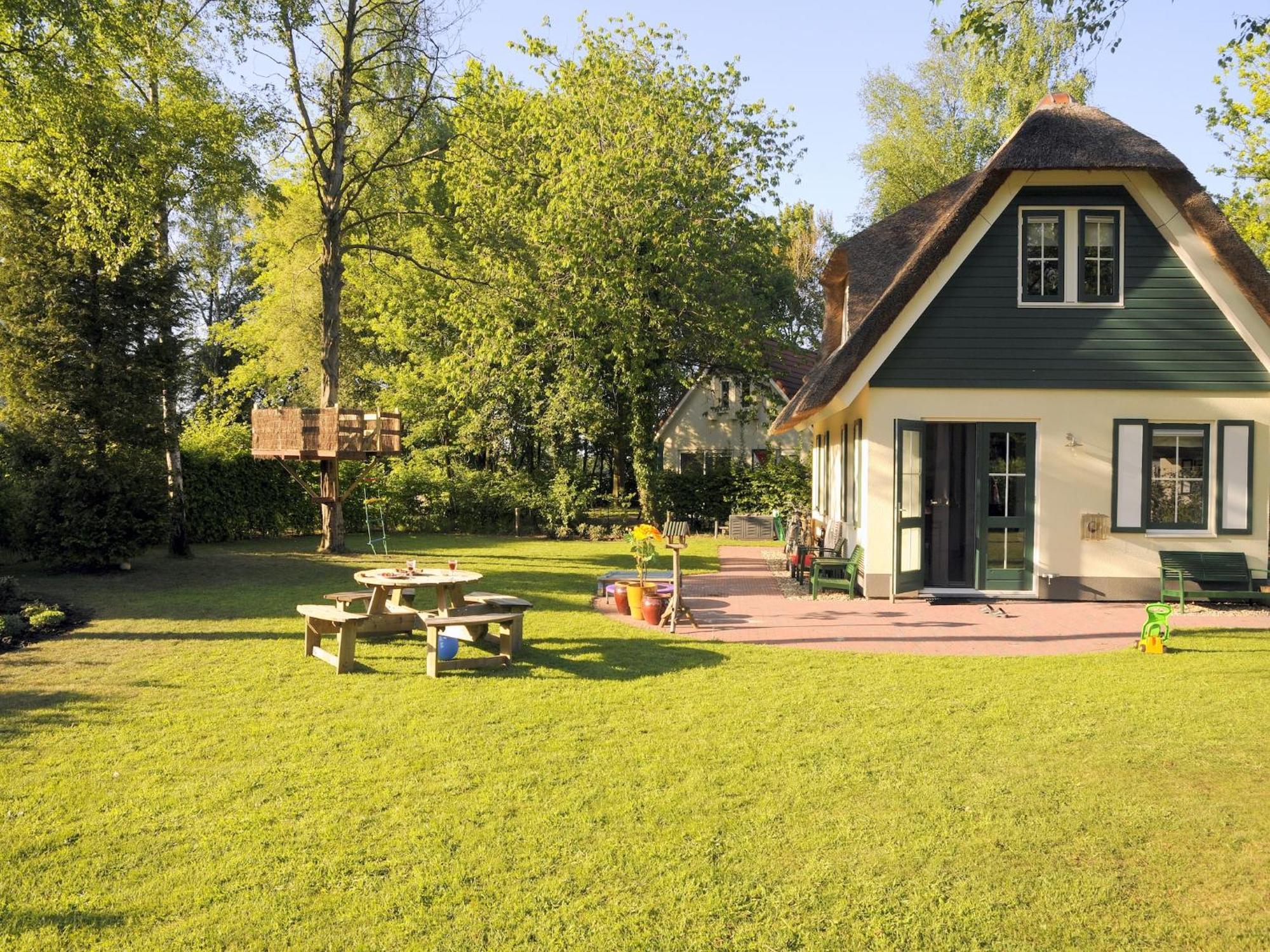 Beautiful Holiday Home In Heeten With Private Garden Exterior foto